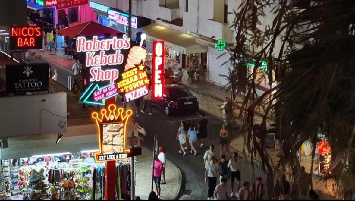 Brand New Studio In Rua Da Oura Albufeira